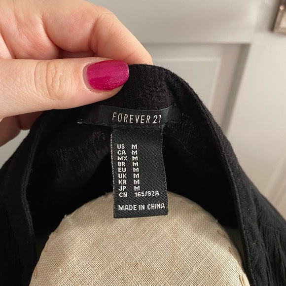 Black flowy top - Picture 3 of 3